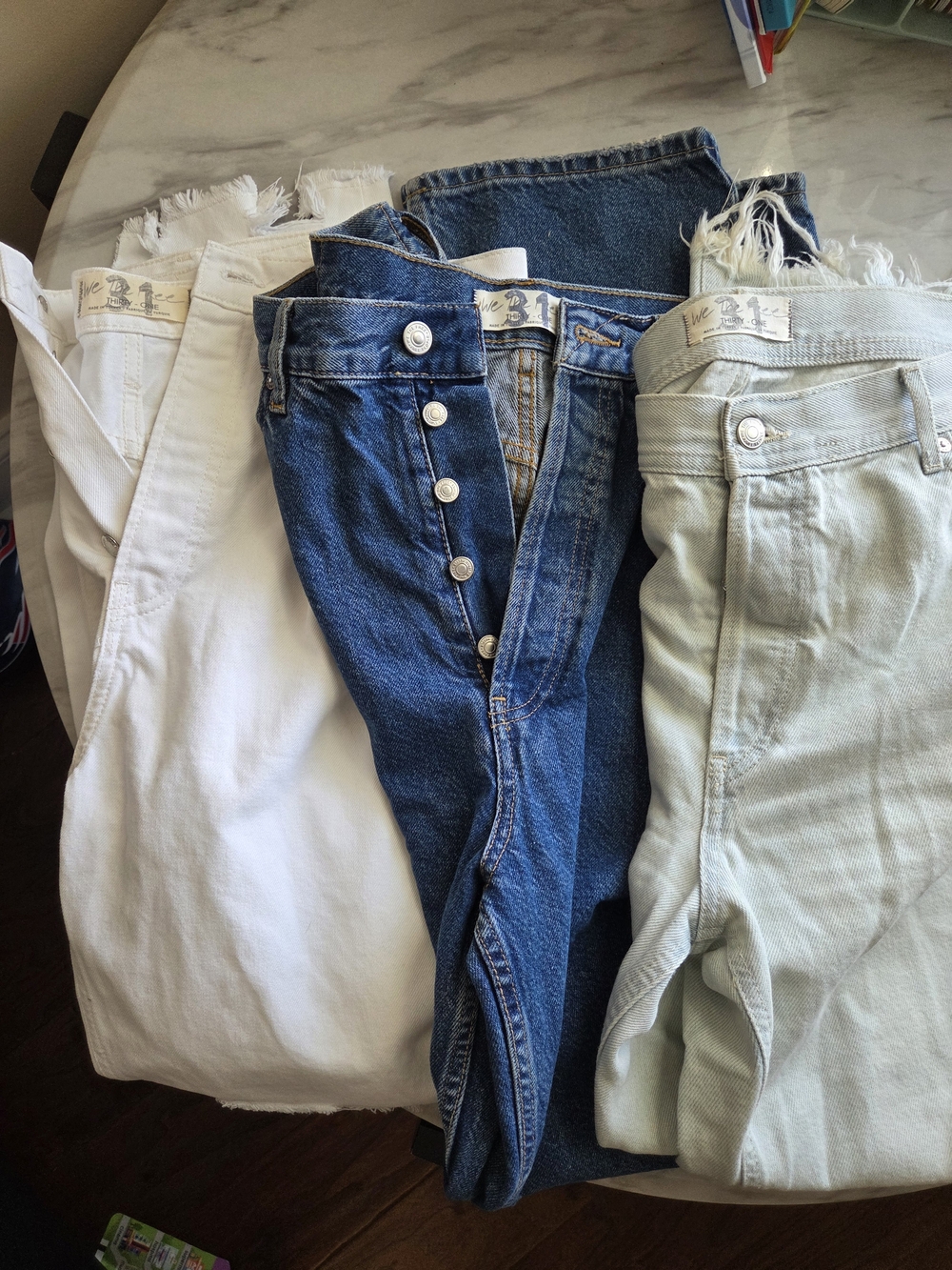 Free People Bundle: Dark Blue, Light Wash & White High-Rise Jeans